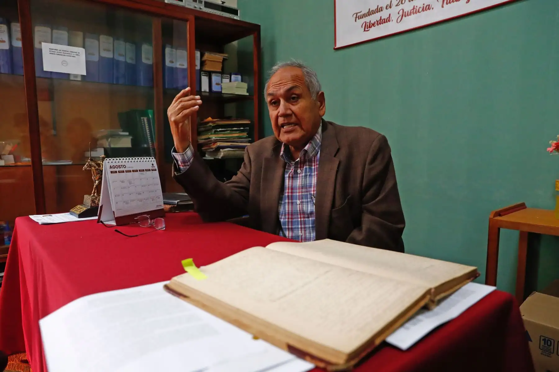 Carlos Romero Bartesaghi, ex presidente de la Benemérita Sociedad de Artesanos de Auxilios Mutuos "El Porvenir" de Tacna. Foto: ANDINA/Daniel Bracamonte