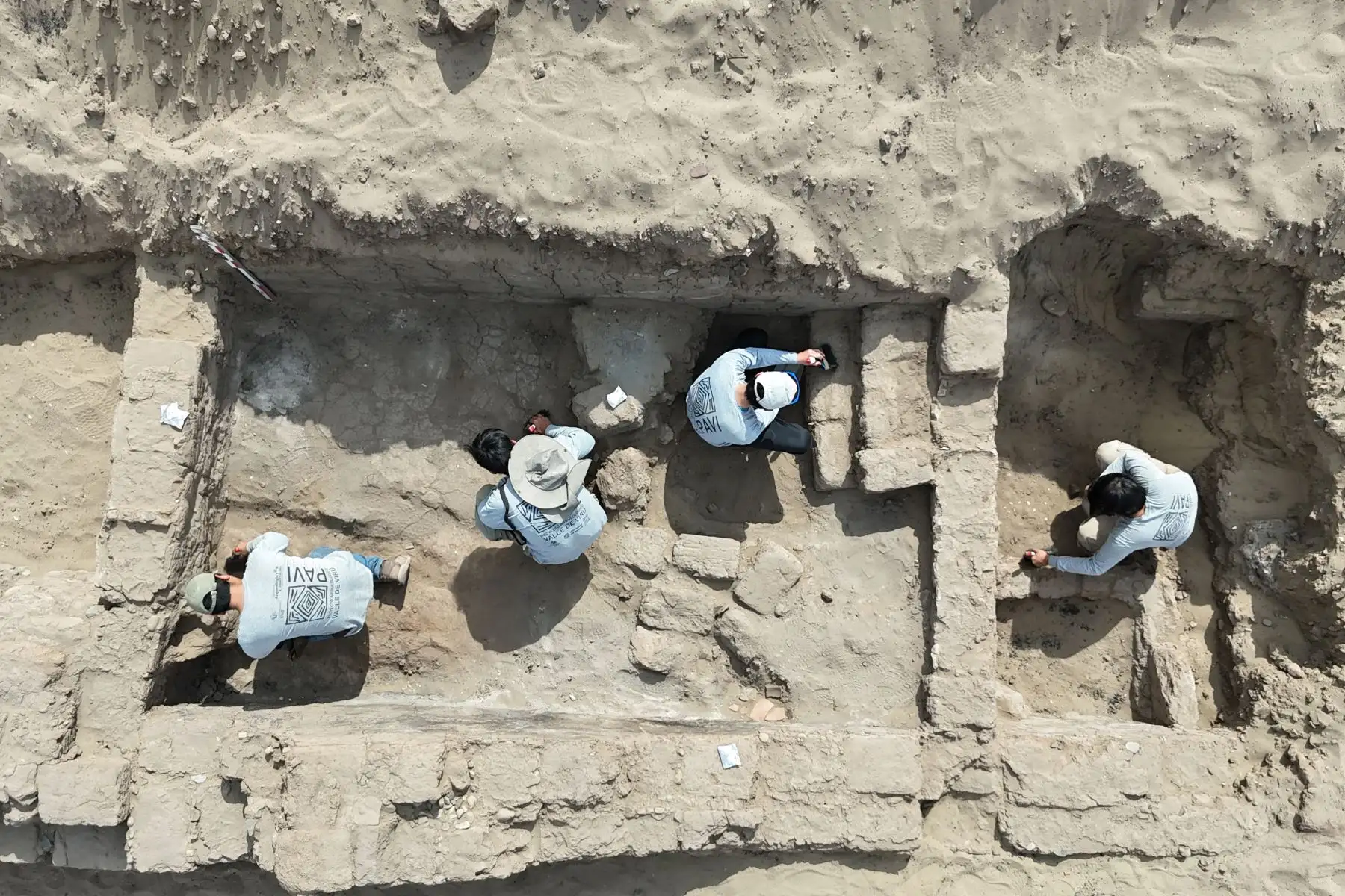Un equipo de arqueólogos peruanos halló en la huaca Amalia evidencia de lo que habría sido la residencia de un personaje importante, que vivió entre los años 100 antes de Cristo hasta el 700 de nuestra era.
Foto: cortesía Feren Castillo