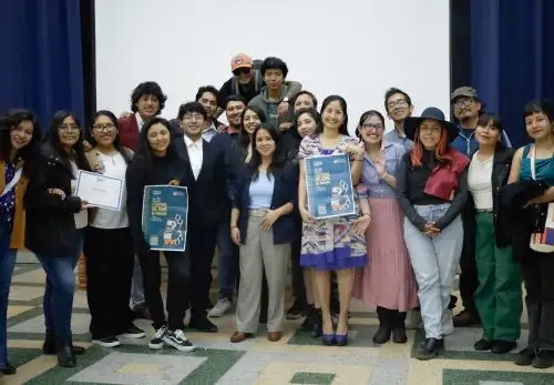 Festival de Cine de Áncash ilumina Yungay con emotiva inauguración.