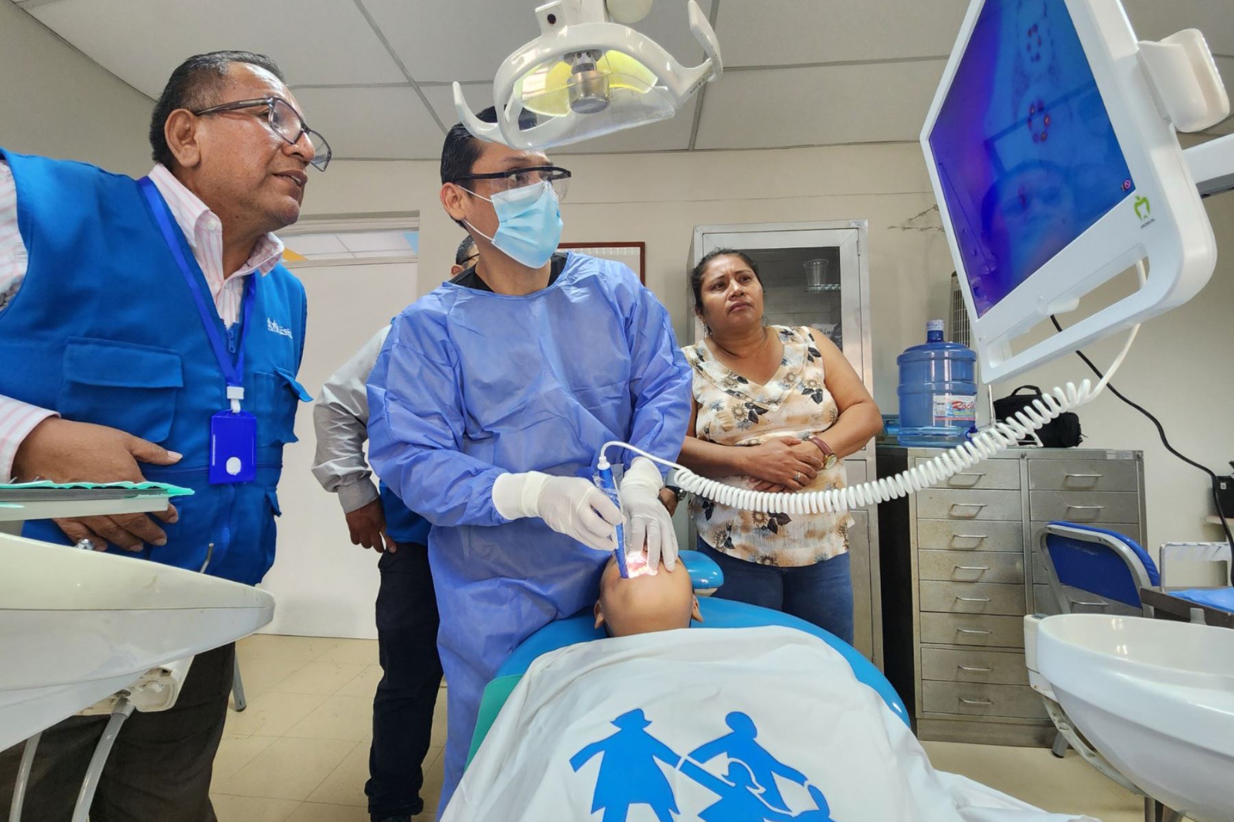 Equipo odontológico ayuda a diagnóstico en menores. Foto: ANDINA/difusión.