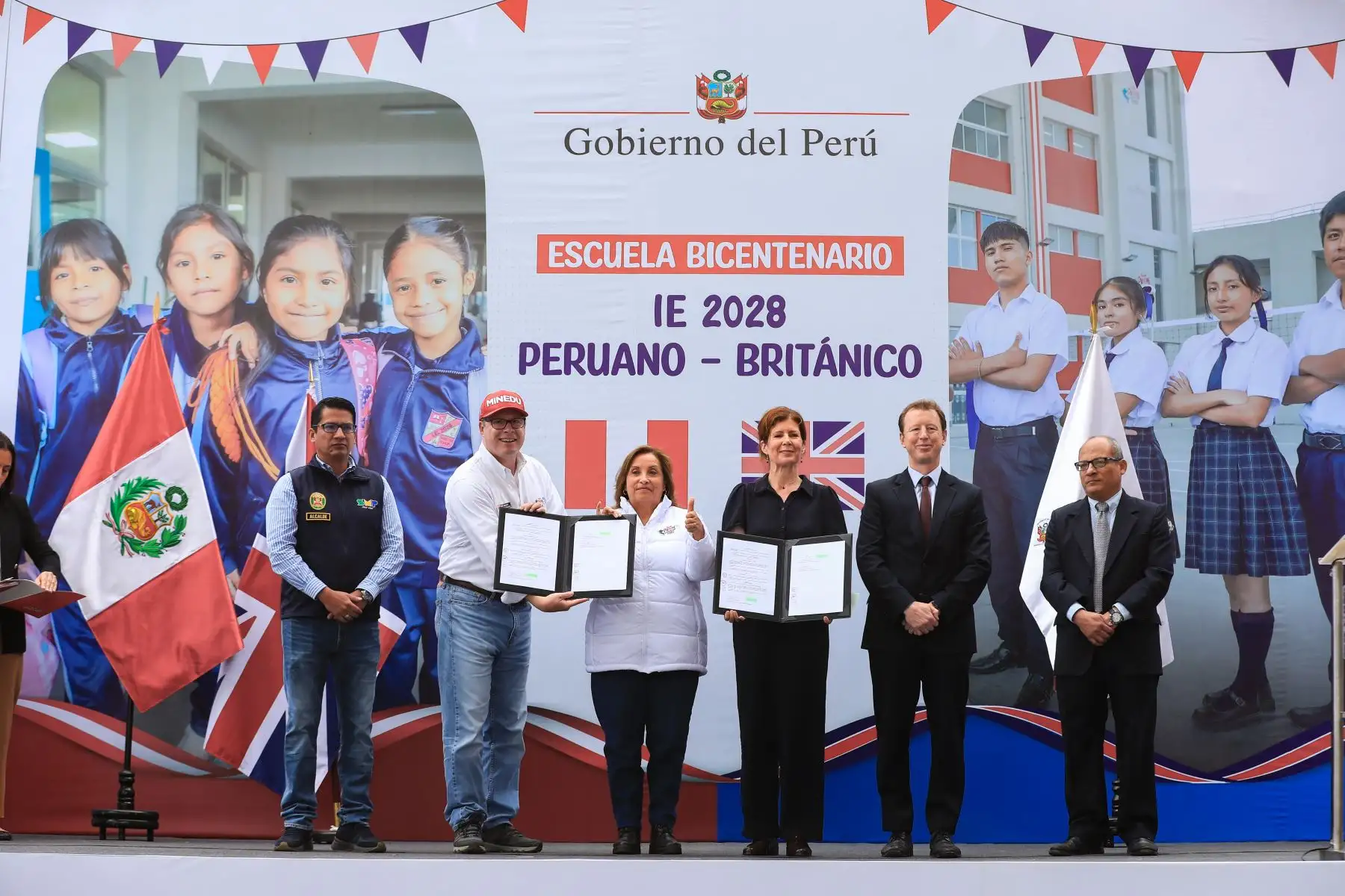 Inauguración Escuela Bicentenario I.E. N° 2028 “Peruano - Británico”. 
Foto: ANDINA/Prensa Presidencia