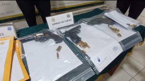 Armas incautadas a banda de venezolanos capturada en Tumbes por la PNP. Fotos: ANDINA/Difusión