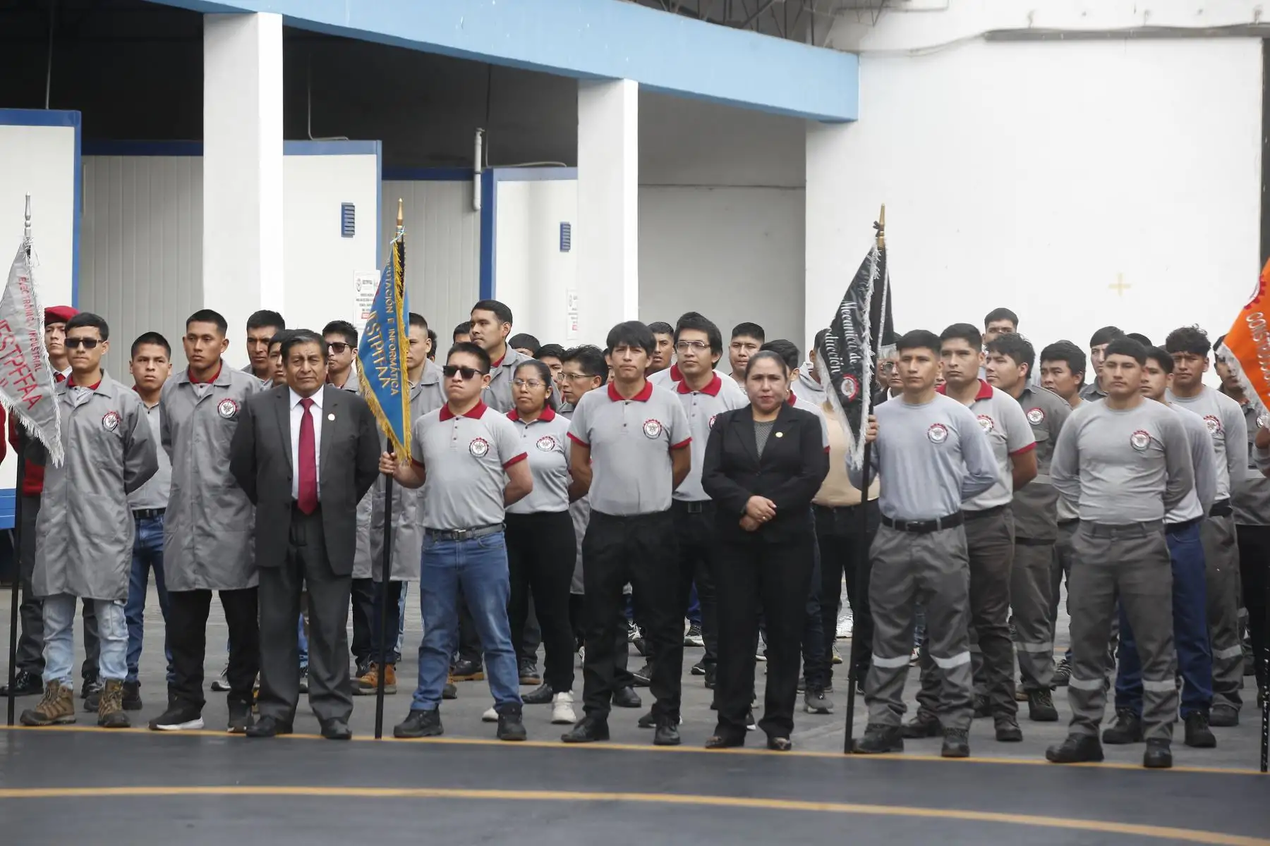 El Instituto de Educación Superior Tecnológico Público de las Fuerzas Armadas (IESTPFFAA), órgano académico adscrito al Ministerio de Defensa, presentará las nuevas oportunidades de desarrollo que ofrece en sus 12 carreras técnicas dirigidas a los jóvenes que cumplieron el Servicio Militar Voluntario.
Foto: ANDINA/Eddy Ramos