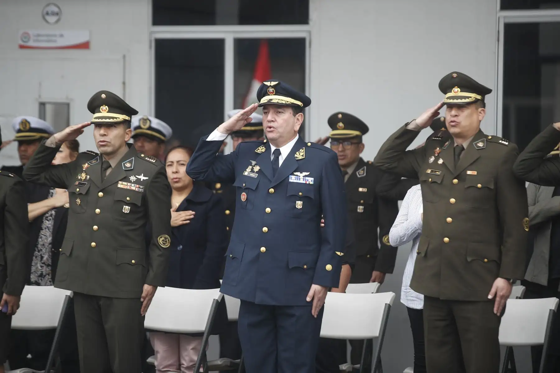 El Instituto de Educación Superior Tecnológico Público de las Fuerzas Armadas (IESTPFFAA), órgano académico adscrito al Ministerio de Defensa, presentará las nuevas oportunidades de desarrollo que ofrece en sus 12 carreras técnicas dirigidas a los jóvenes que cumplieron el Servicio Militar Voluntario.
Foto: ANDINA/Eddy Ramos