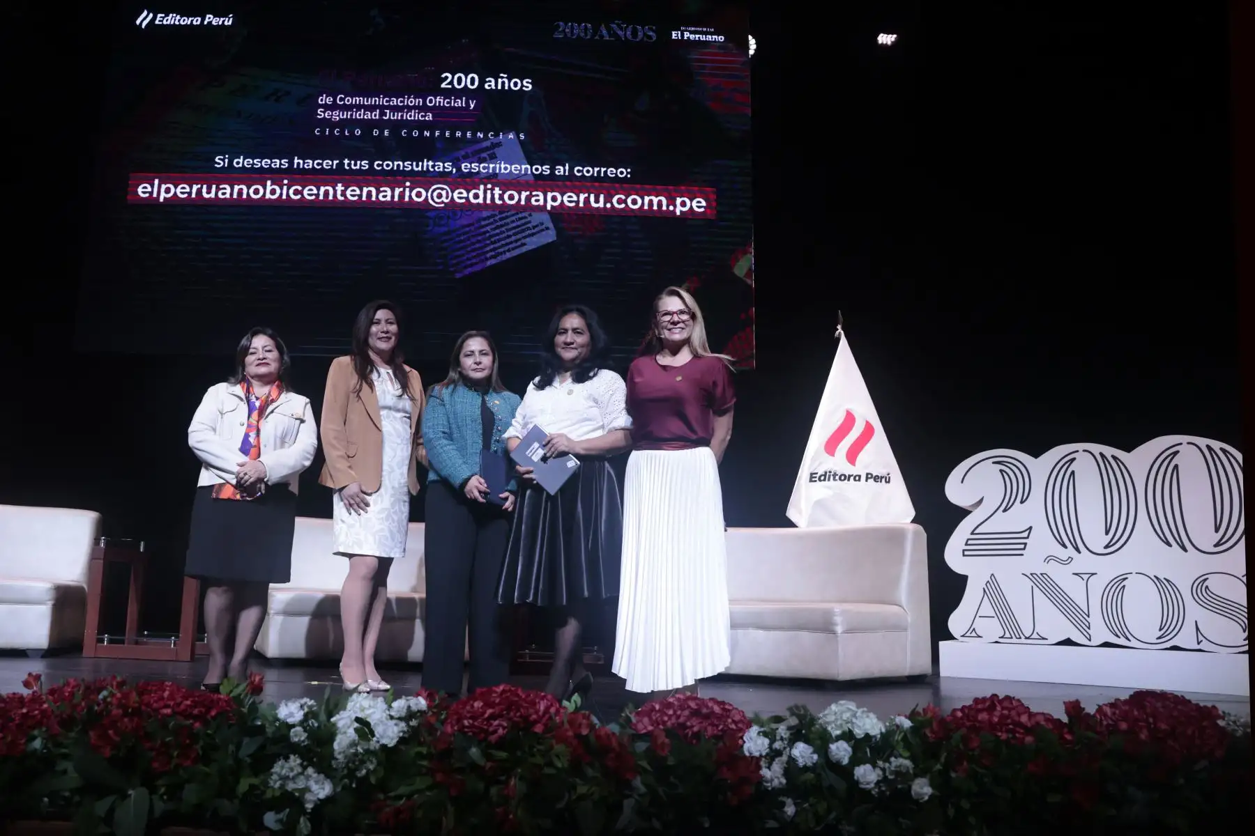 Desde el Centro de Convenciones NOS PUCP de San Isidro se realiza por segundo día consecutivo las conferencias "El Peruano: 200 años de Comunicación Oficial y Seguridad Jurídica", con la participación de destacados ponentes y periodistas del Diario Oficial El Peruano. Foto: ANDINA/Vidal Tarqui