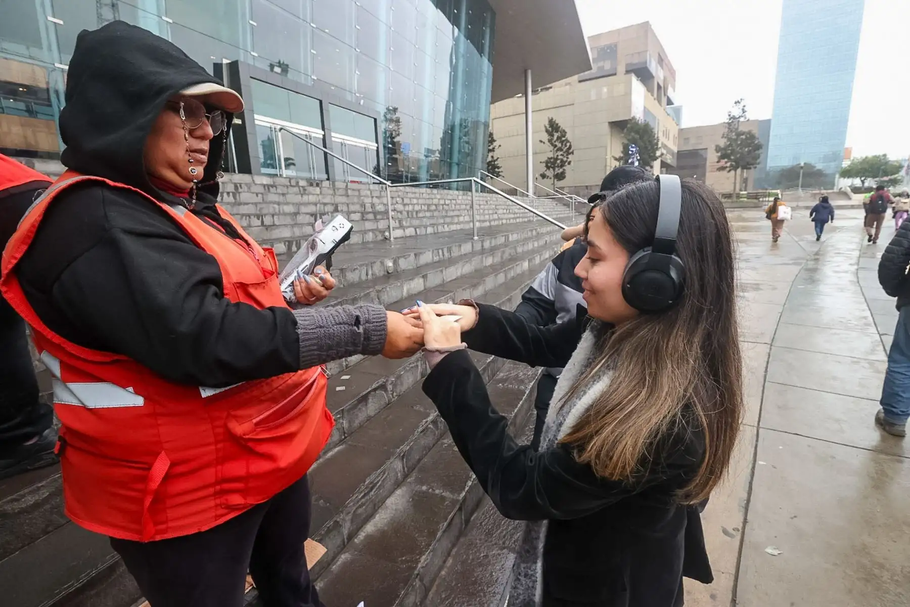 El Metropolitano, corredores complementarios y líneas del Metro de Lima operan al 100%

Foto: ANDINA/Juan Carlos Guzmán Negrini