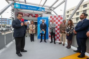 La ceremonia de inauguración se realizó en la misma estación, ubicada en la intersección con la avenida Alfonso Ugarte, Cercado de Lima, en presencia de Luis Zegarra, titular de la Dirección de Gestión Comercial de la Autoridad de Transporte Urbano de Lima y Callao (ATU), y del gerente general y director de Medios Periodísticos de Editora Perú, Félix Paz. Foto: ANDINA/Juan Carlos Guzmán Negrini