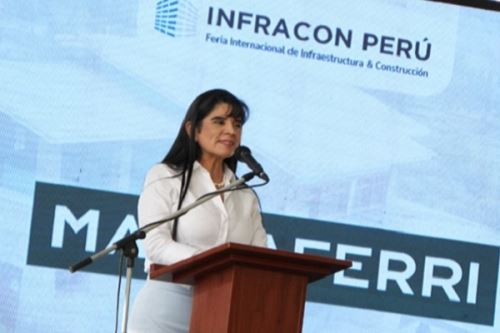 Ministra de Comercio Exterior y Turismo, Desilú León. Foto: Cortesía.