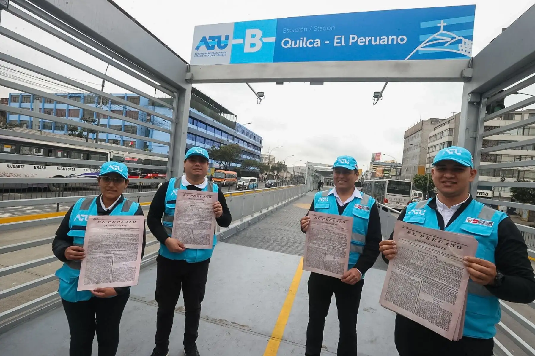 Exposición de portadas y centrales del diario  inaugurada recientemente en la estación Quilca - El Peruano del Metropolitano.

Foto: ANDINA/Juan Carlos Guzmán Negrini