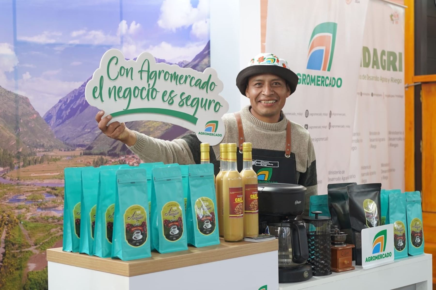 Productores de Junín, Ayacucho y Cusco participan en la feria Semana del Café VRAEM en Miraflores. Foto: AGROMERCADO/Difusión.