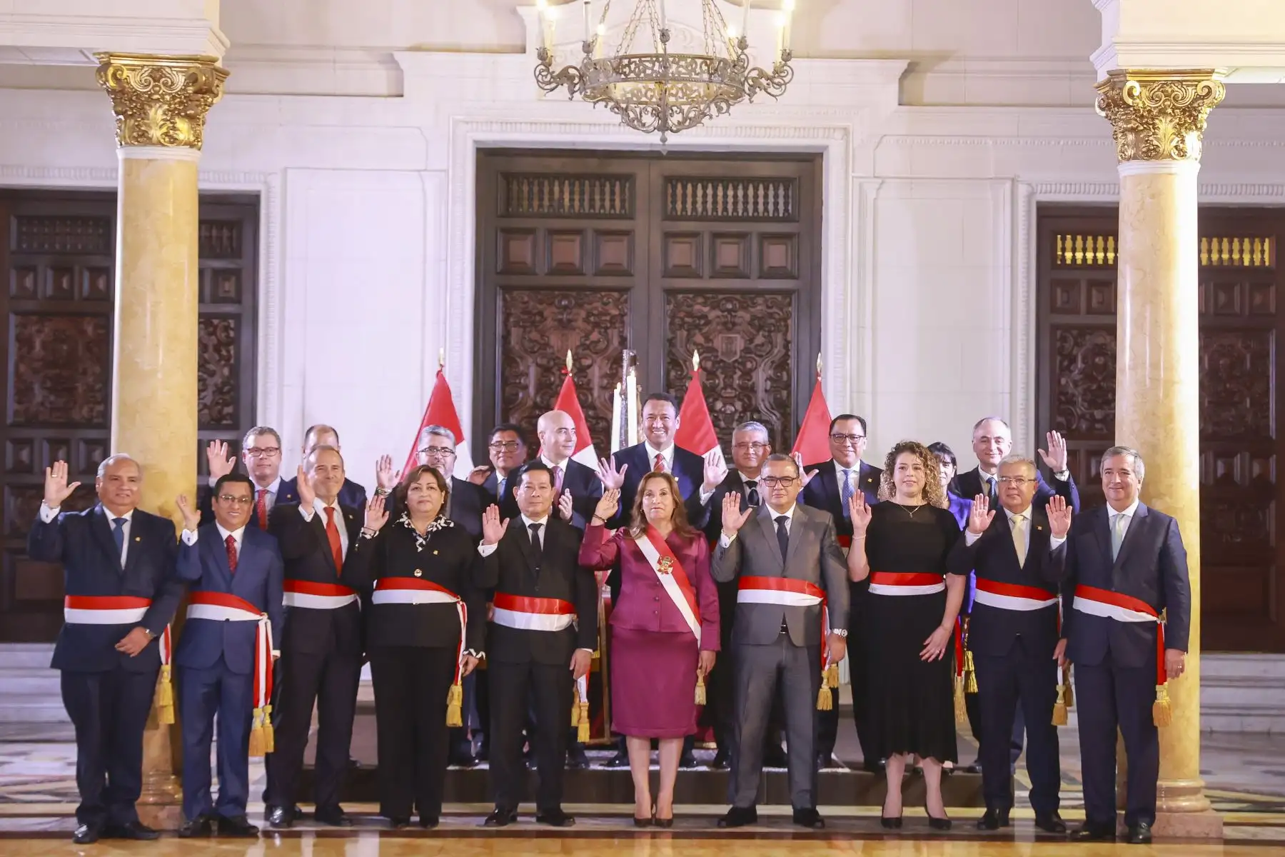 La presidenta de la república Dina Ercilia Boluarte Zegarra tomó juramento a los ministros de Estado en los sectores de Justicia y Derechos Humanos, Mujer y Poblaciones Vulnerables y Desarrollo e Inclusión Social. Foto: ANDINA/ Prensa Presidencia
