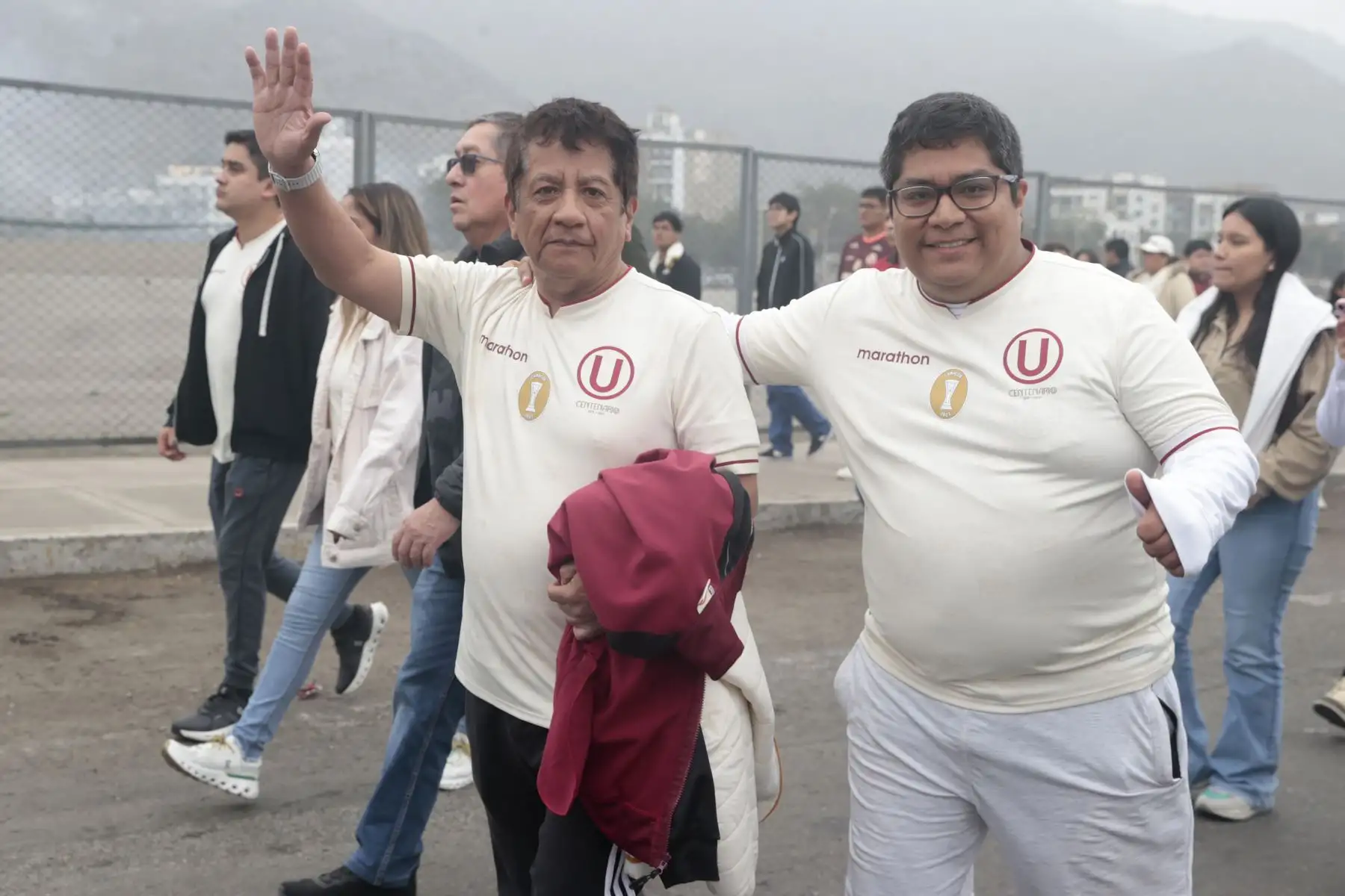 Hinchas de Universitario Deporte llegan al Estadio Monumental de Ate, por la fecha 7 del Torneo Clausura de la Liga 1.  Foto: ANDINA/Vidal Tarqui