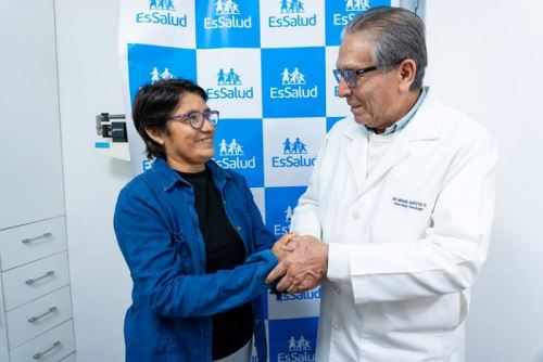 La telecolposcopia del Cenate de EsSalud demuestra ser una estrategia efectiva para acortar las brechas de acceso a la salud y salvar vidas.