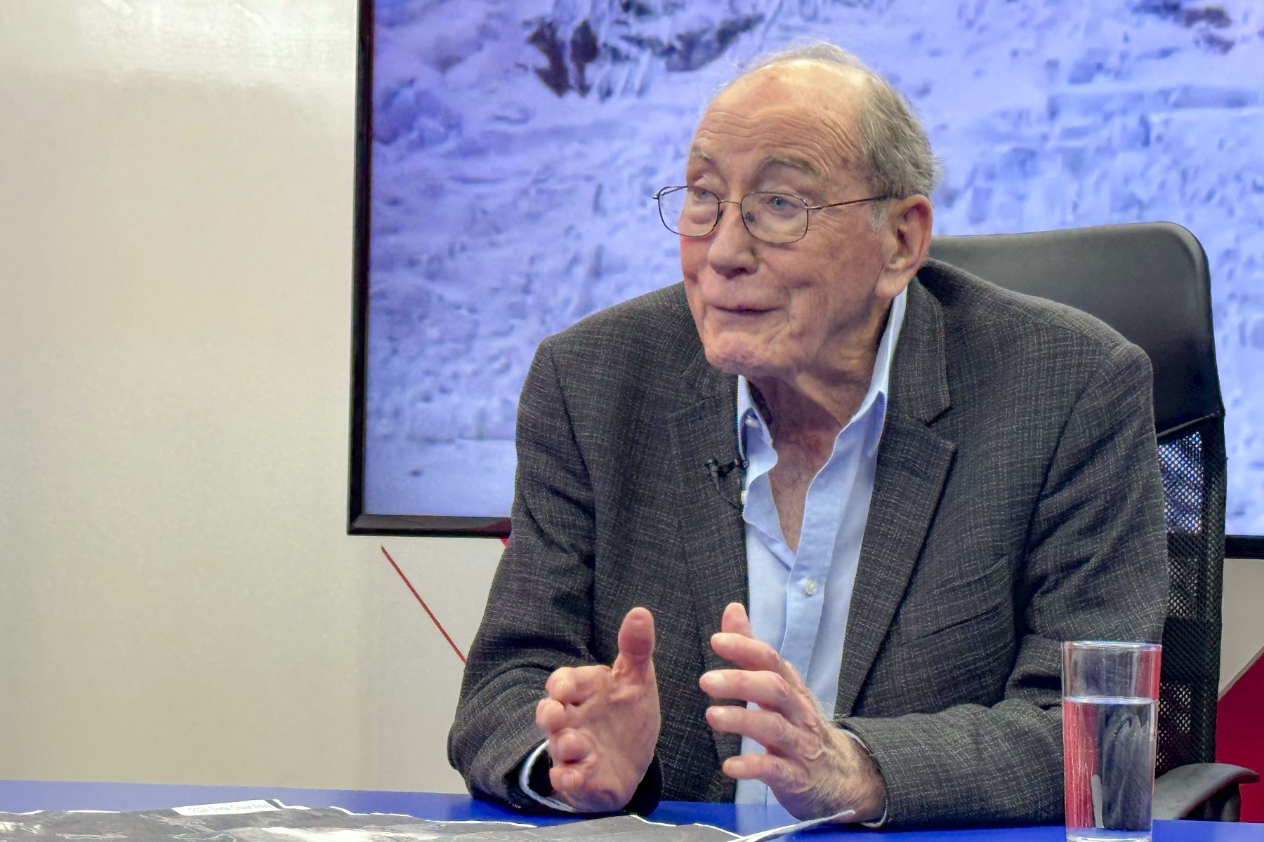 A lo largo de su carrera, el Dr. Lonnie Thompson ha liderado más de 60 expediciones científicas a glaciares de alta montaña en Sudamérica, Asia y África. Foto: ANDINA/Braian Reyna