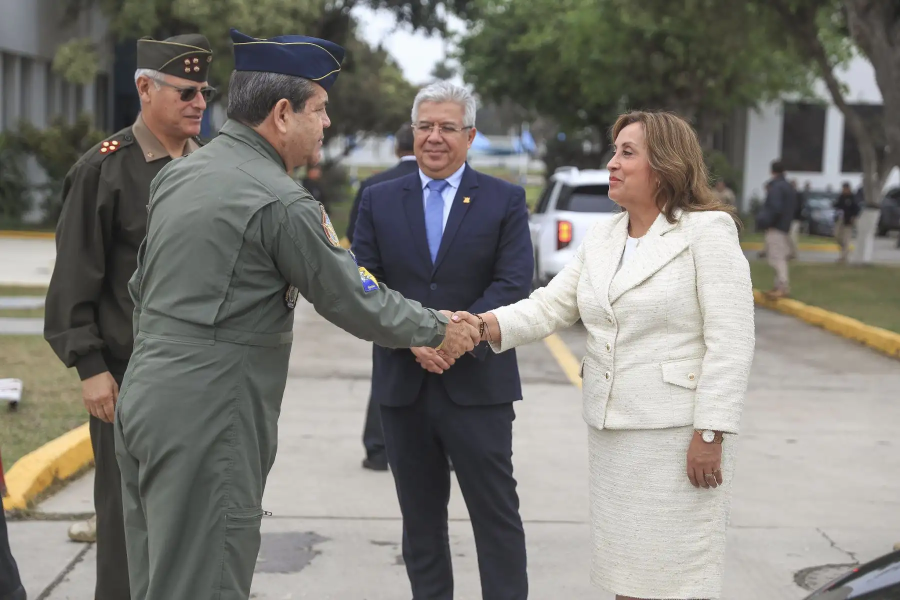 La presidenta de la república, Dina Boluarte, encabeza la ceremonia de presentación de una ambulancia aérea, dos aeronaves de instrucción y un helicóptero, adquiridos por la Fuerza Aérea del Perú (FAP).
Foto: ANDINA/Prensa Presidencia