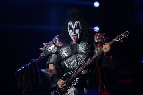 El legendario bajista de Kiss, Gene Simmons cumple hoy 76 años