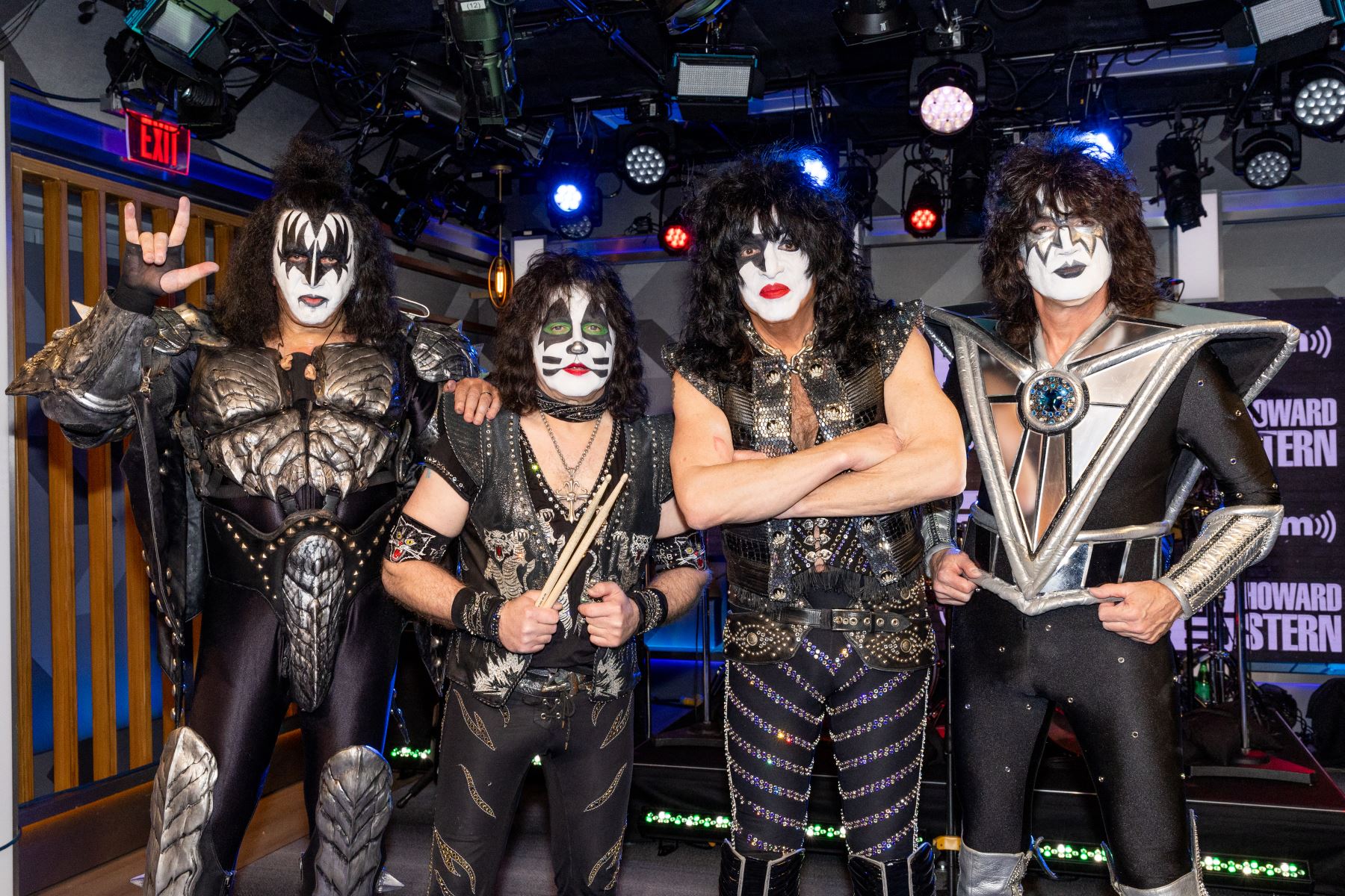 Simmons y Stanley decidieron formar la "banda de rock definitiva" y comenzaron a buscar un baterista. Encontraron a Peter Criss que estaba tocando en clubes de Brooklyn en luego Ace Frehley respondió a un anuncio que colocaron en The Village Voice para un guitarrista principal, y pronto se unió a ellos. Foto: AFP