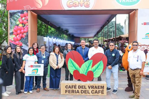 Productores cafetaleros del VRAEM superaron sus expectativas de venta en feria en Miraflores. Foto: MIDAGRI/Difusión.