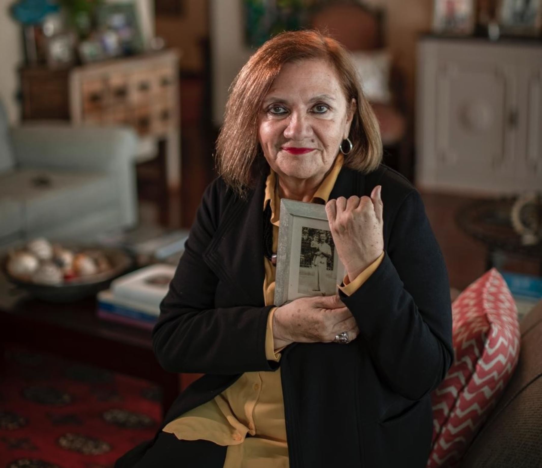 Encuentro de Escritoras Peruanas rinde homenaje a Carmen McEvoy.