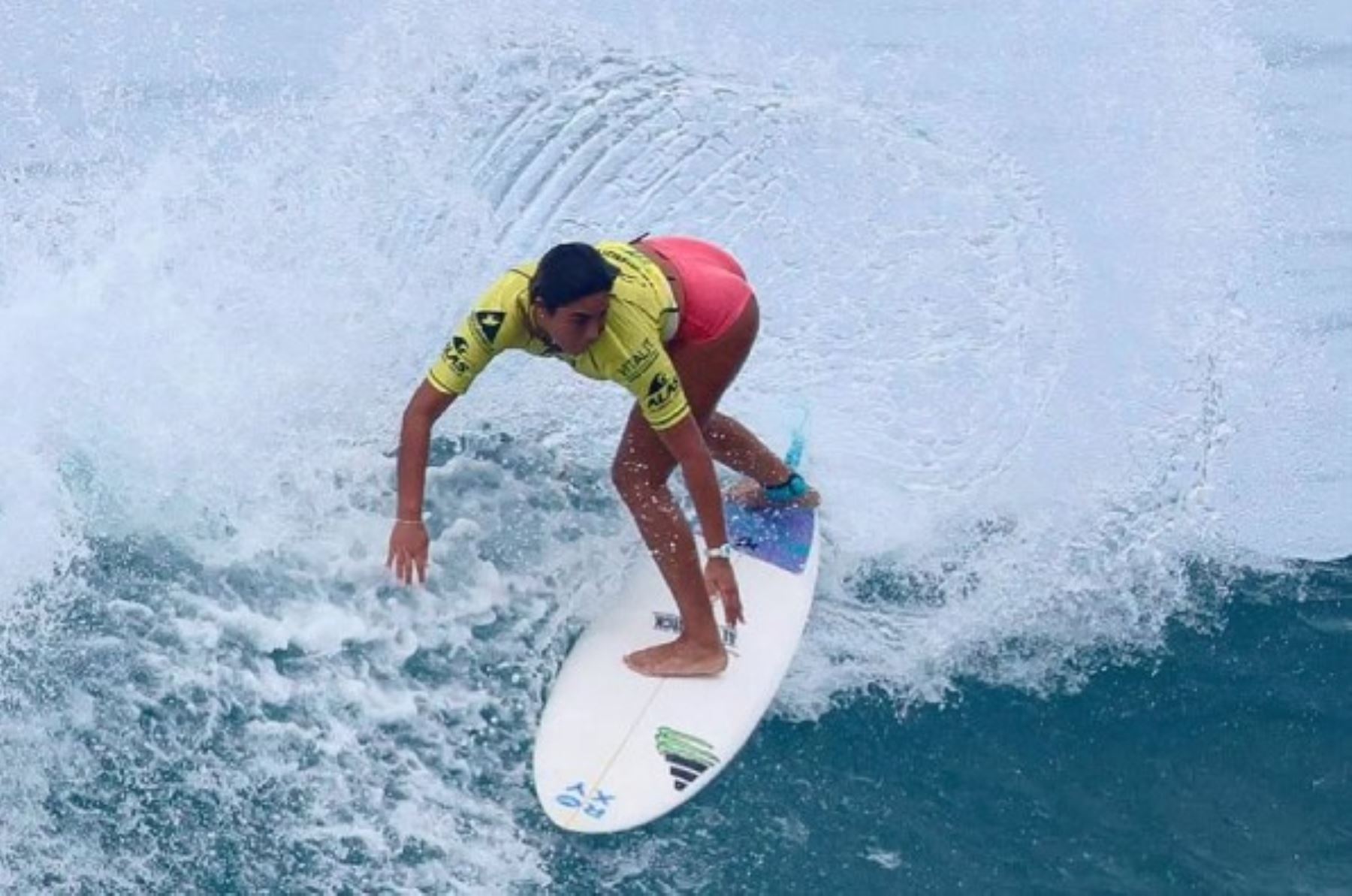 Las tablistas peruana domaron las olas de la la Playa Popoyo