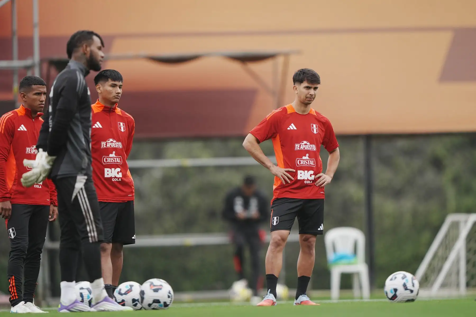 La selección peruana cumplió su tercer día de trabajos con miras a los partidos ante Uruguay y Paraguay.
Foto: FPF