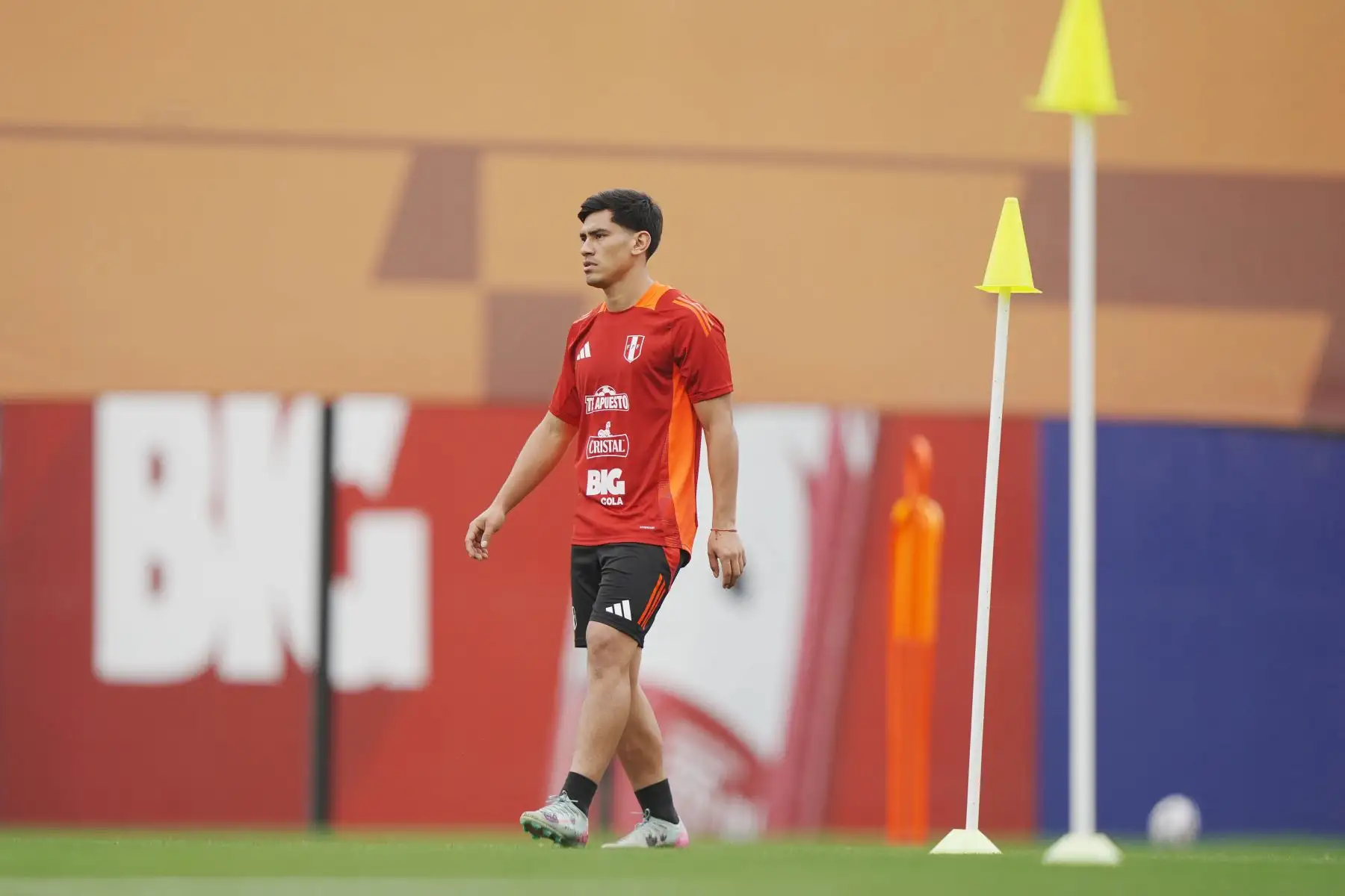 La selección peruana cumplió su tercer día de trabajos con miras a los partidos ante Uruguay y Paraguay.
Foto: FPF