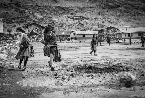 “Interior revelado”: fotógrafa cusqueña Adriana Peralta expone la esencia de la cultura andina en Barranco