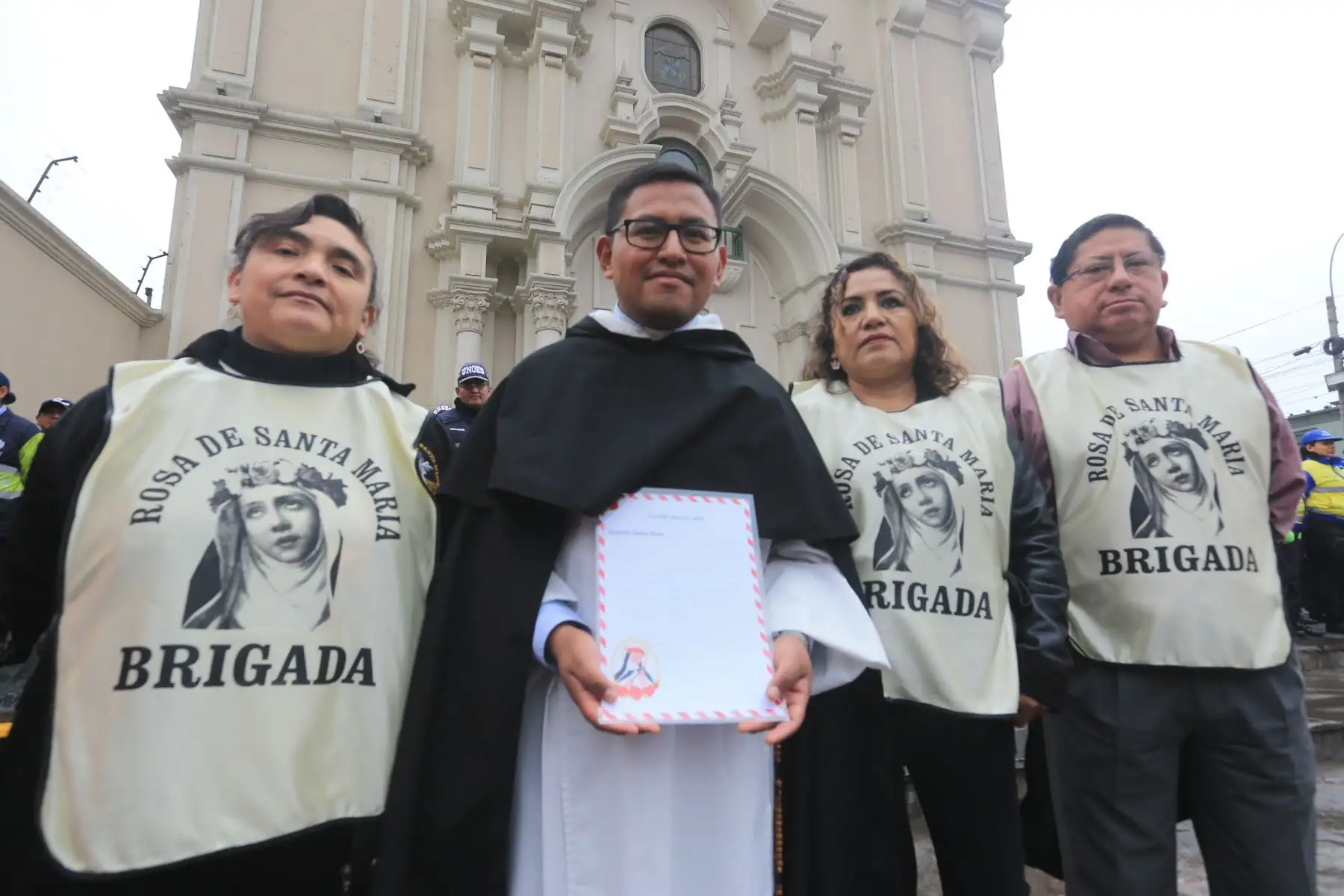 Desde las 5 de la mañana del sábado 30 de agosto entrará en vigencia el Plan de Seguridad Santa Rosa de Lima, que busca garantizar el orden y la protección de los miles de fieles que llegarán al santuario ubicado en la avenida Tacna, en el Cercado de Lima. Foto: ANDINA/Héctor Vinces