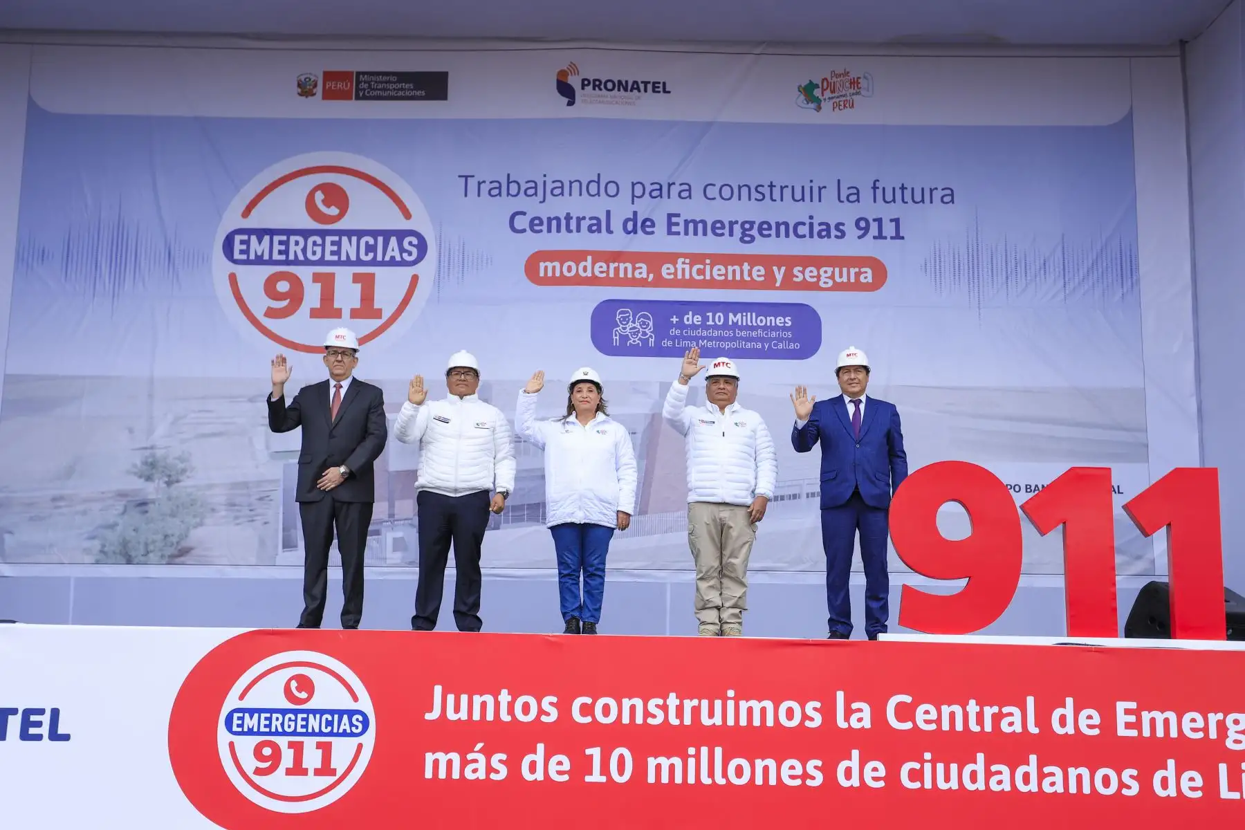 La presidenta Dina Boluarte lidera la ceremonia de inicio de obras de la Central de Emergencias 911, en Chorrillos. Foto: ANDINA/ Prensa Presidencia