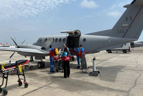 Los pacientes fueron evacuados hacia Lima en los aviones ambulancia Beechcraft King Air 360C, uno de ellos recientemente incorporado a la flota de la Fuerza Aérea.