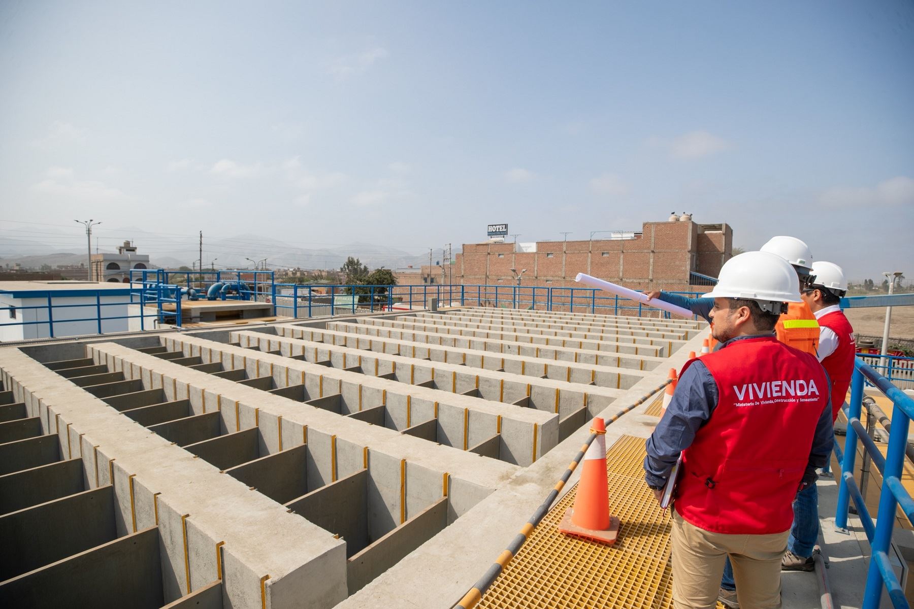 Ministerio de Vivienda aprueba plan hacia economía circular en agua y saneamiento al 2030.