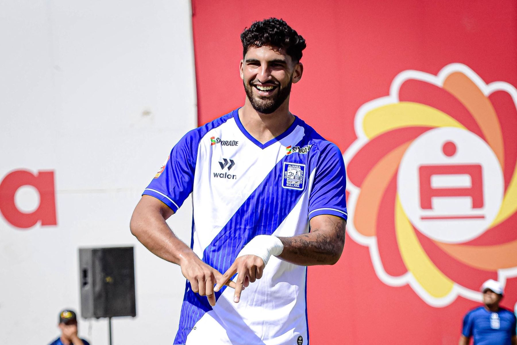 Renato Espinosa jugará en la Superliga de Rumania