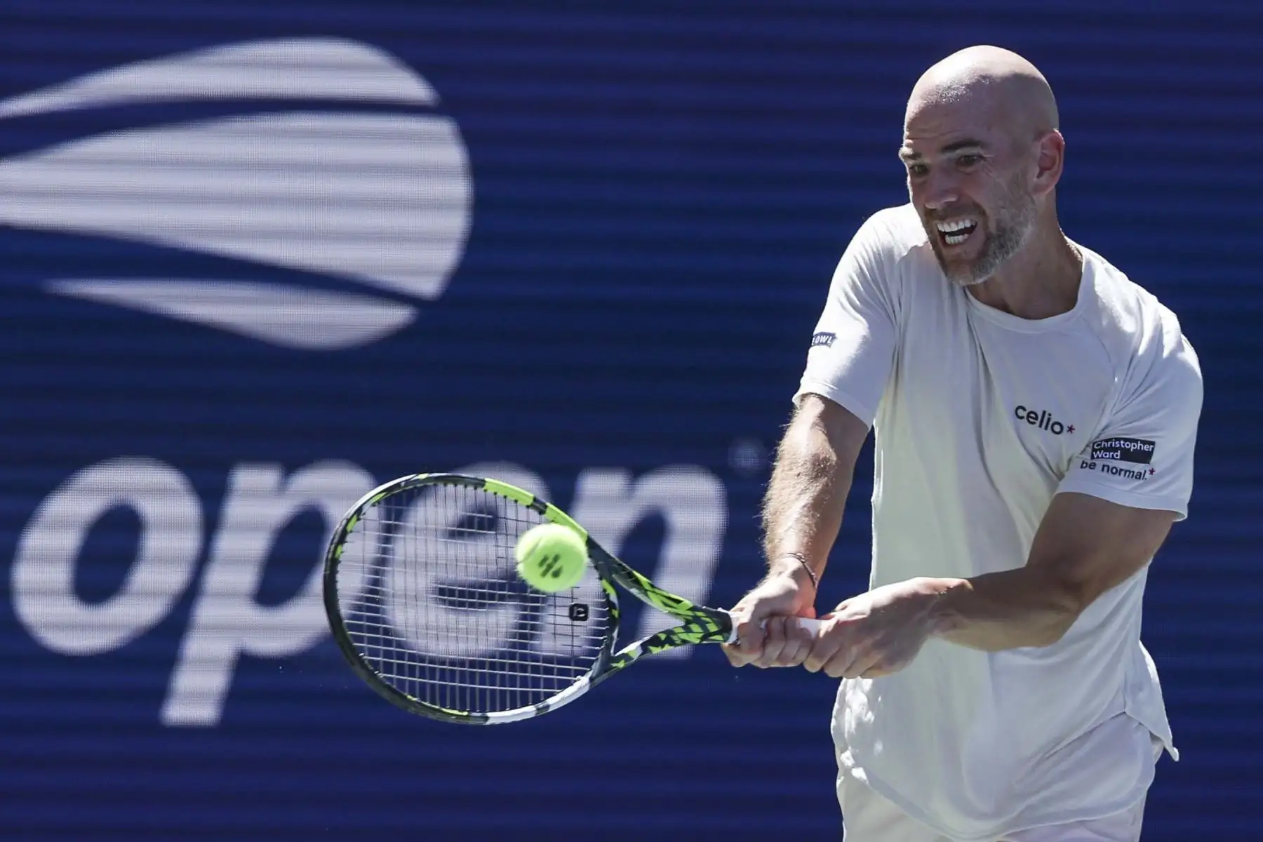 Adrian Mannarino de Francia en acción contra Jiri Lechecka de Chequia durante su partido de octavos de final individual masculino del Campeonato Abierto de Tenis de Estados Unidos en el Centro Nacional de Tenis Billie Jean King de la USTA en Flushing Meadows, Nueva York, EE. UU.
Foto: EFE