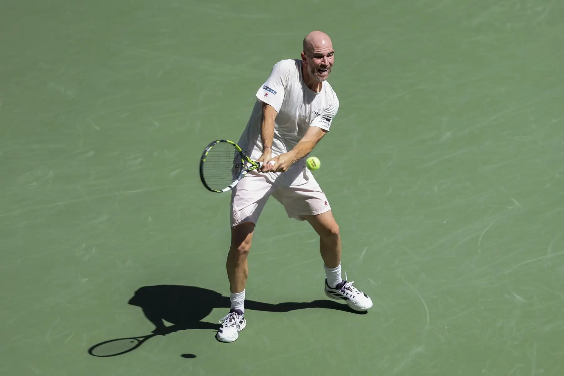Adrian Mannarino de Francia en acción contra Jiri Lechecka de Chequia durante su partido de octavos de final individual masculino del Campeonato Abierto de Tenis de Estados Unidos en el Centro Nacional de Tenis Billie Jean King de la USTA en Flushing Meadows, Nueva York, EE. UU.
Foto: EFE