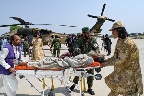 Afganistan: Más de 800 muertos y 2700 heridos por terrible sismo de magnitud 6