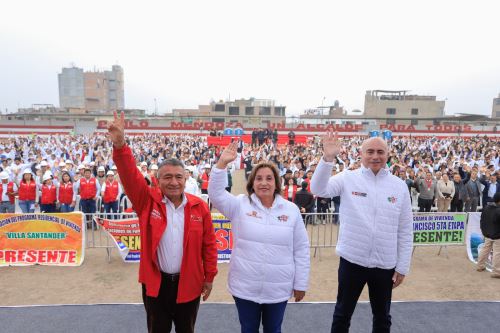 Presidenta Dina Boluarte lidera inicio de obra del proyecto Esquema Integral Carabayllo