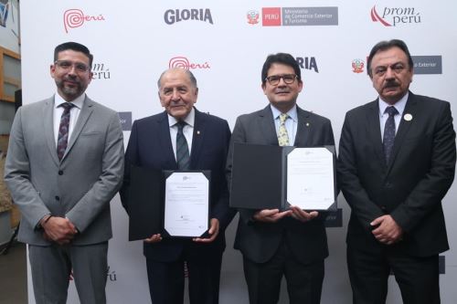 La Comisión de Promoción del Perú para la Exportación y el Turismo (Promperú) otorgó a Gloria dos licencias de uso de la Marca Perú. Cortesía Promperú,