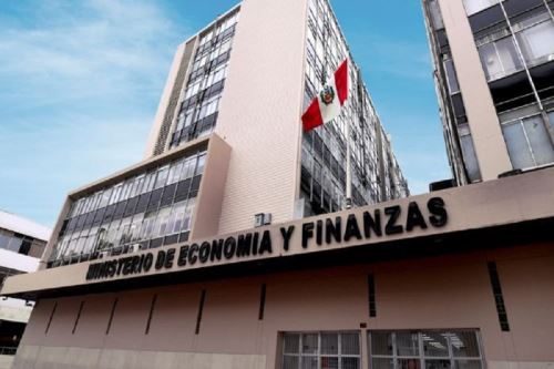 Sede del Ministerio de Economía y Finanzas.