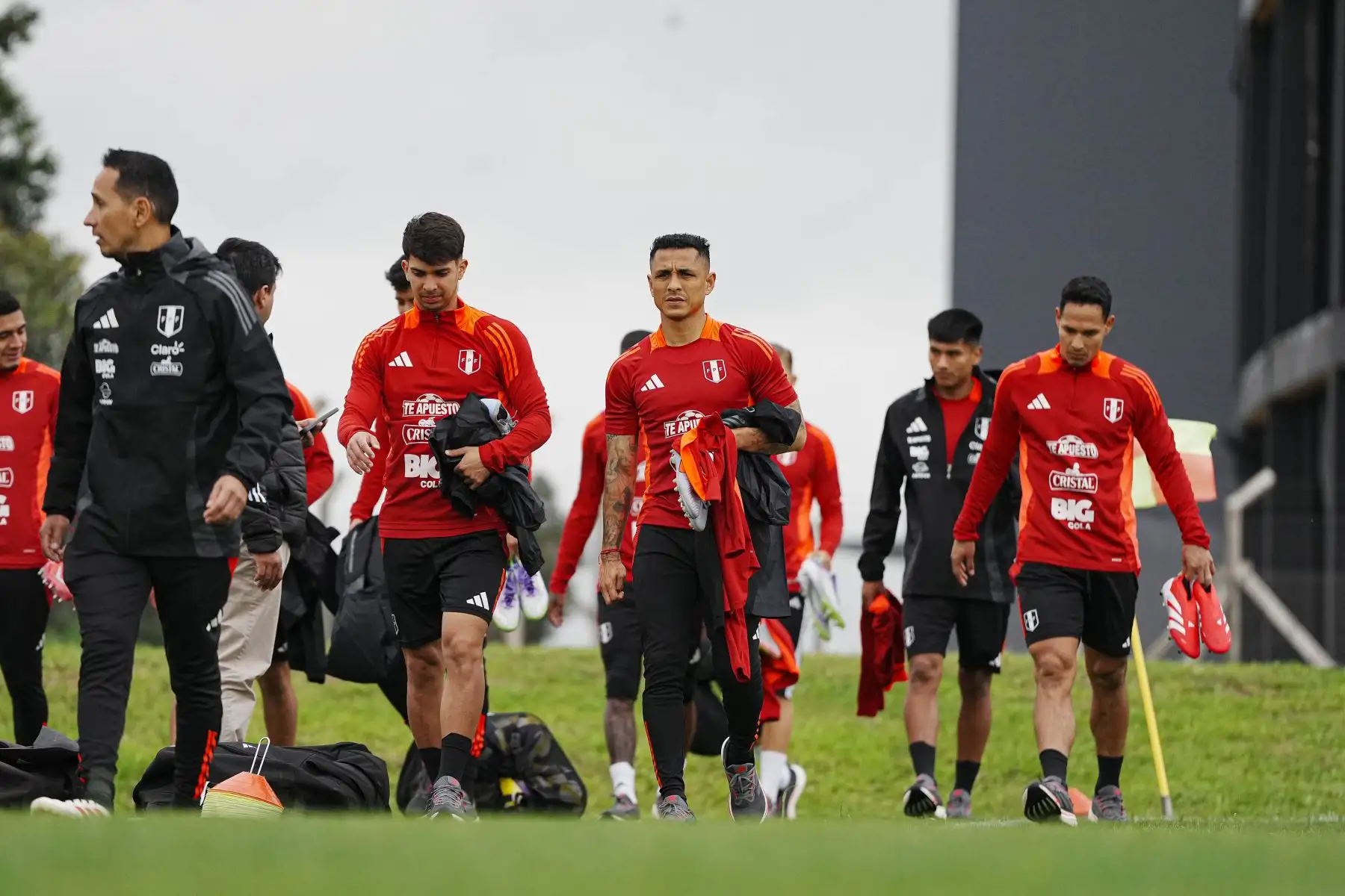 La selección peruana cumplió su segundo día de trabajos en Uruguay. 
Foto: FPF
