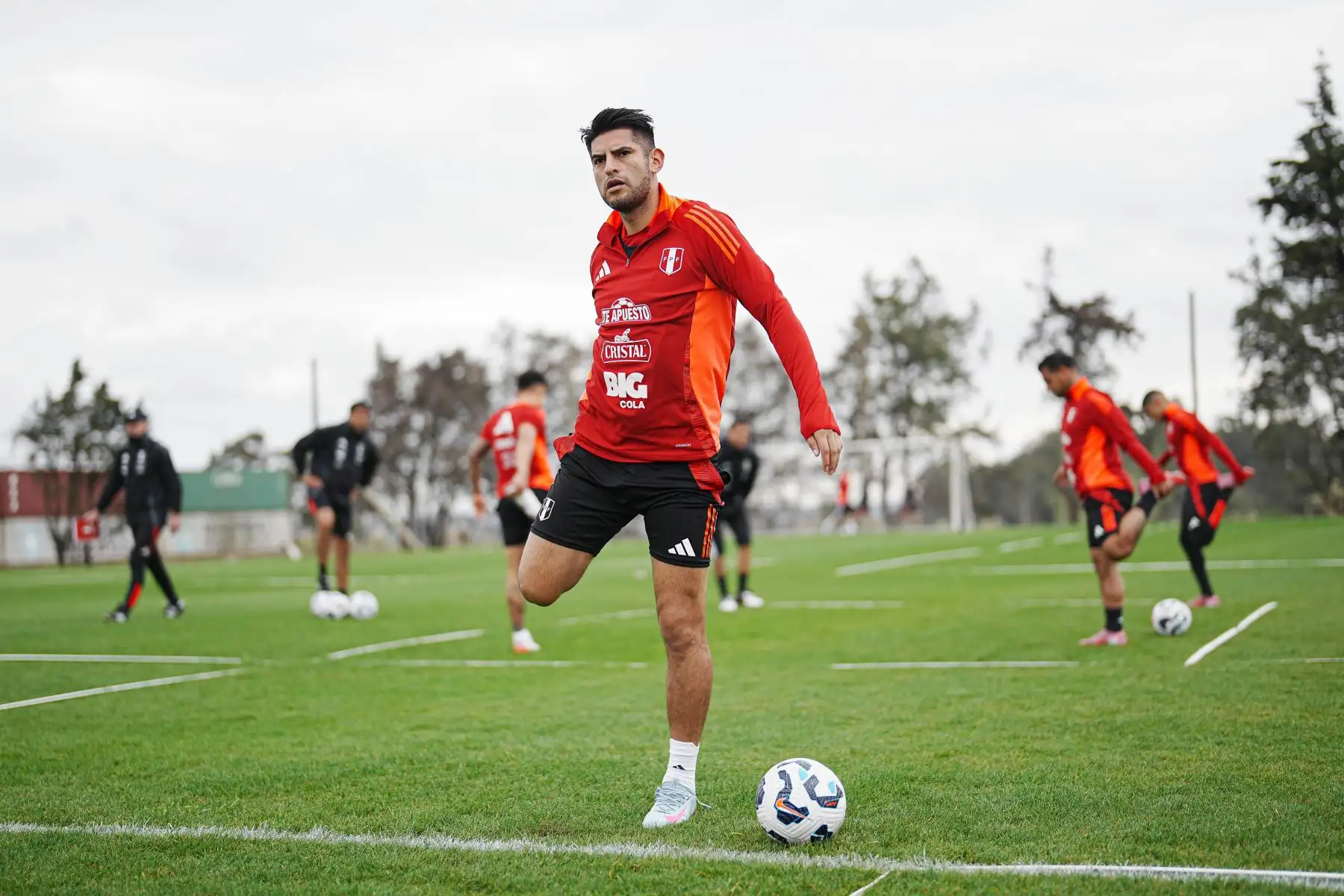 La selección peruana cumplió su segundo día de trabajos en Uruguay. 
Foto: FPF