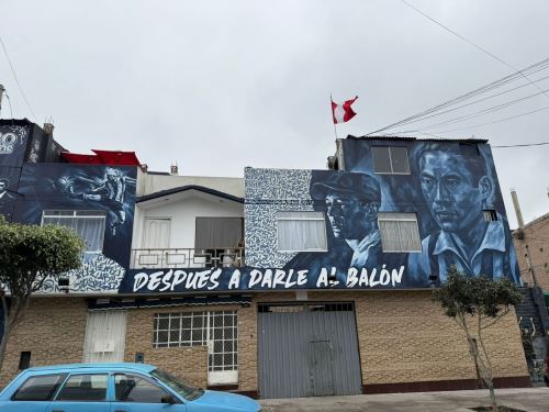 El ‘Caminito Íntimo’ empieza a tomar forma con murales dedicados a la historia de Alianza Lima.