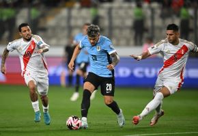 La selección peruana sale con la consigna de ganar a la escuadra charrúa