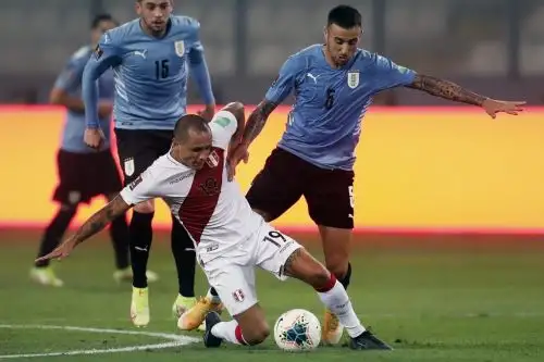 Perú se juega la vida frente a Uruguay en Montevideo