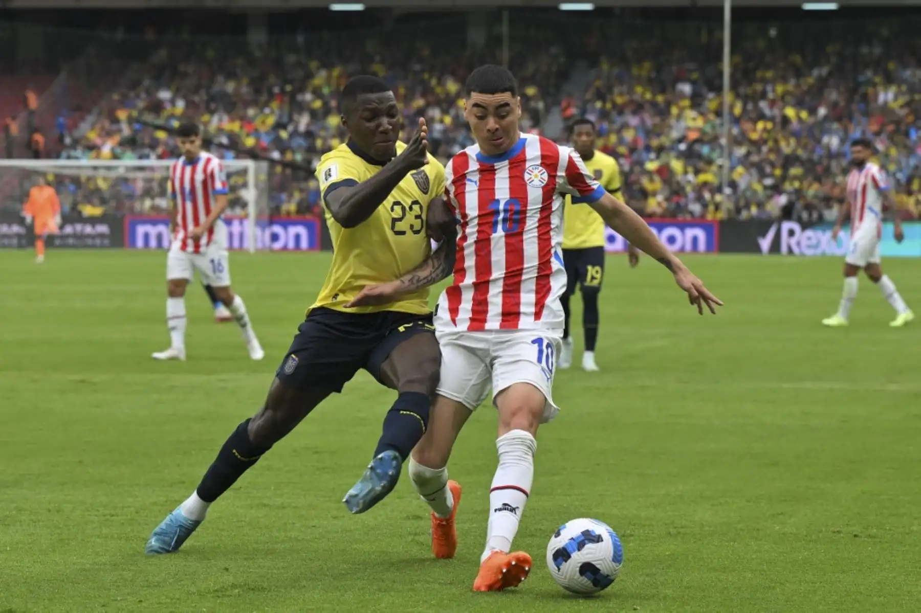 Paraguayos y ecuatorianos jugarán un partido lleno de emociones en Asunción