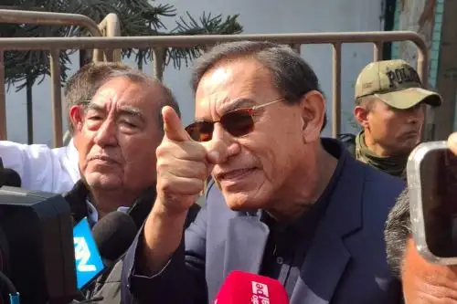 Martín Vizcarra sale en libertad en cumplimiento de mandato judicial