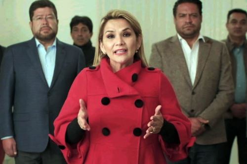 Tribunal boliviano ordena liberación de expresidenta de ese país, Jeanine Áñez, por caso de muerte de civiles en 2019. ANDINA/Difusión
