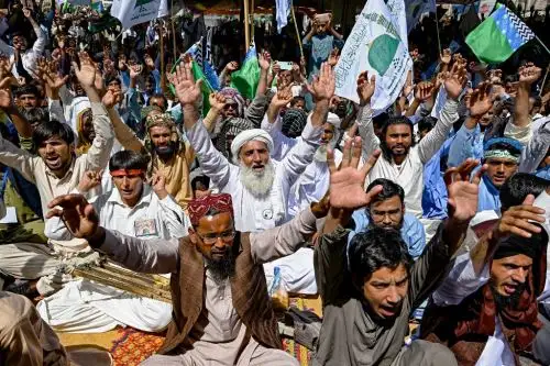 Así celebran en Pakistán el nacimiento del profeta Mahoma