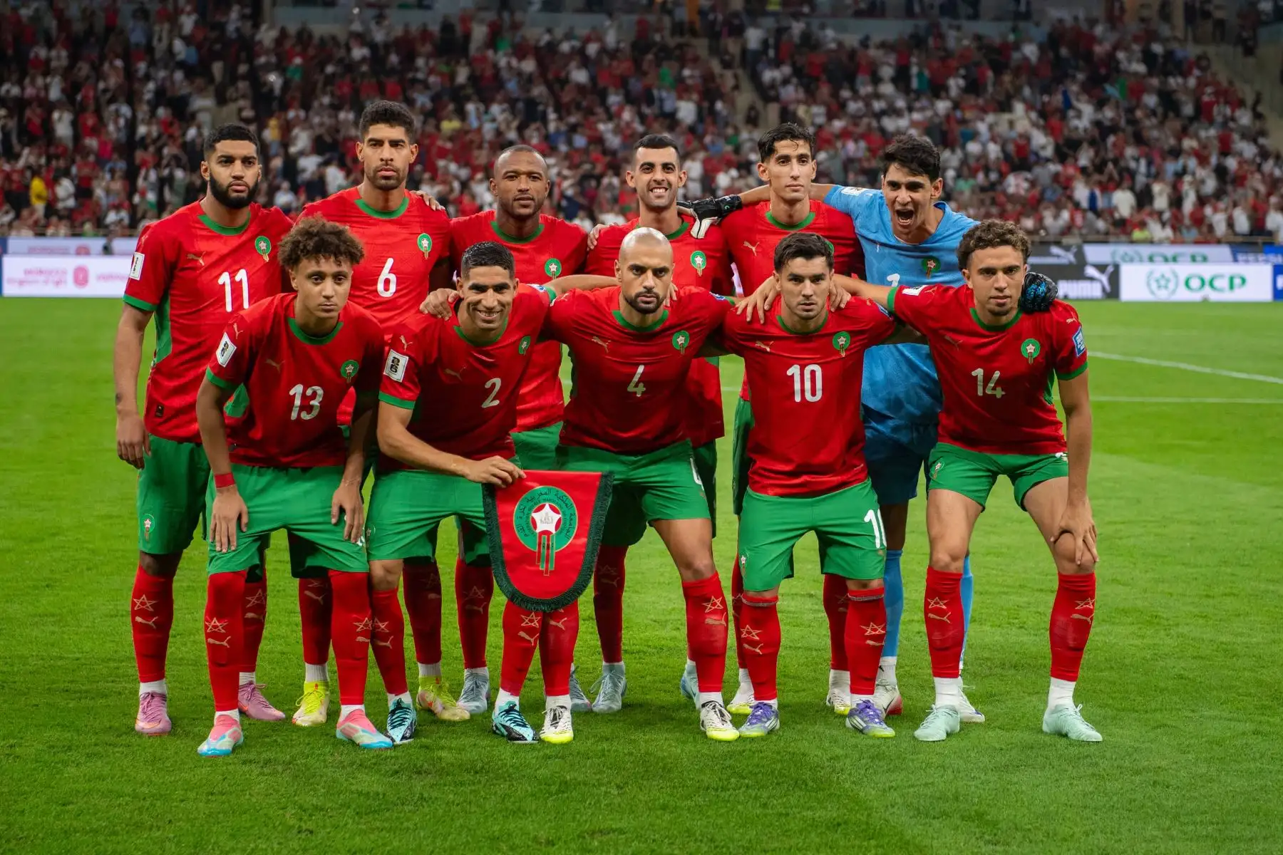 Los jugadores de Marruecos posan para una foto familiar antes del partido de clasificación para la Copa Mundial de la FIFA entre Marruecos y Níger, en Rabat, Marruecos. Foto: EFE