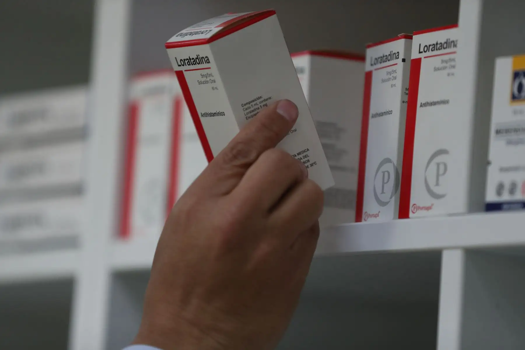 FarmaMinsa inició sus operaciones en Villa El Salvador con el fin de garantizar acceso a medicamentos y dispositivos médicos esenciales, seguros y de calidad. Esta iniciativa beneficiará a más de 439 000 ciudadanos, ofreciendo precios accesibles y fortaleciendo la atención en salud. Foto: ANDINA/Veronica Calderon ZuñigaFoto: ANDINA/Veronica Calderon Zuñiga
