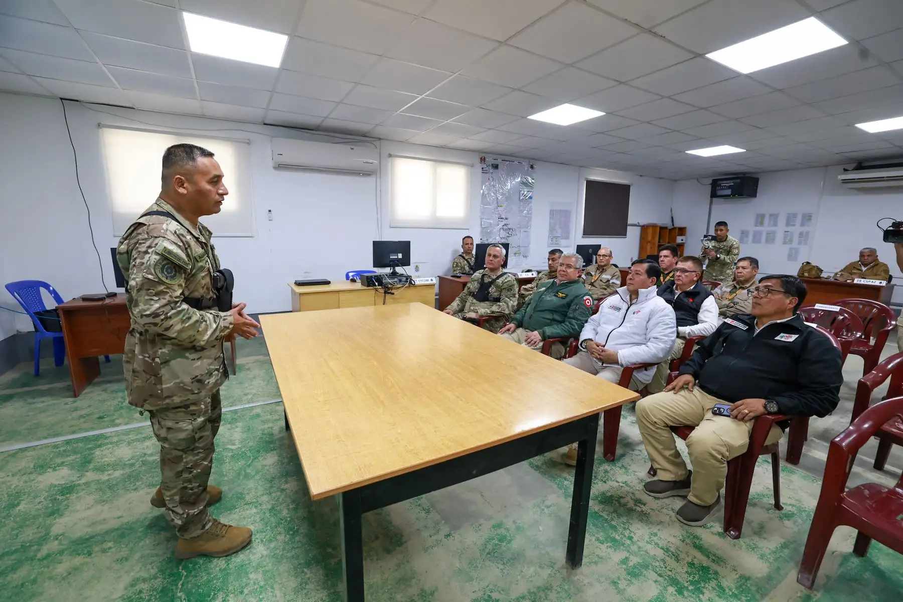 El presidente del Consejo de Ministros, Eduardo Arana, acompañado por los ministros de Defensa, Walter Astudillo, e Interior, Carlos Malaver, llegó a la provincia de Pataz, en La Libertad, para supervisar las acciones del Comando Unificado Pataz (CUPAZ). Foto: ANDINA/Difusión
